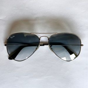 Women’s Rayban Aviator Sunglasses